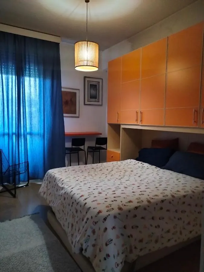 Redi Room Florencia Habitación en casa particular