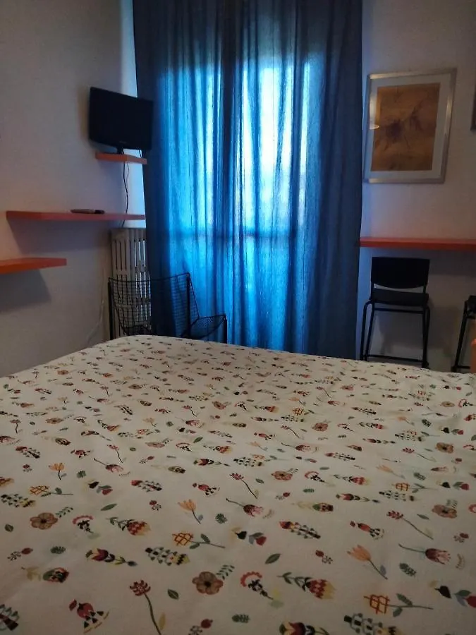 Redi Room Florence Italy